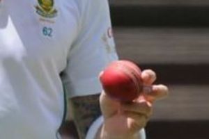 ICC New Rules: బాల్‌పై ఉమ్మిరాయడం ఇక కంప్లీట్ బ్యాన్.. ఫీల్డర్లు హద్దు మీరితే 5రన్స్ పెనల్టీ.. ఇవిగో రూల్స్!