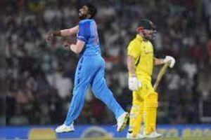 Jasprit Bumrah vs Aaron Finch: పగోడు మెచ్చుకుంటే ఎట్టా ఉంటాదో తెలుసా! (వీడియో)