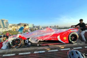 ఫార్ములా-ఈ కారు హైదరాబాద్‌కు వచ్చేసిందోచ్..!!