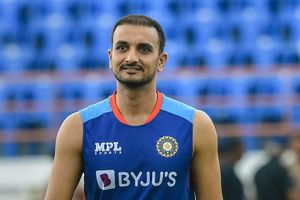 Harshal Patel: ఆ టైంలో వాళ్లిచ్చిన మద్దతు ఎంతో విలువైనది.. చోటు ఉంటుందో ఉండదో అనే ఒత్తిడి పోయింది