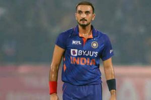 ఆస్ట్రేలియాలో హర్షల్ పటేల్‌తో టీమిండియాకు కష్టమే: సంజయ్ మంజ్రేకర్