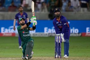 IND vs PAK: కొంపముంచిన అర్షదీప్ సింగ్.. పాక్ చేతిలో ఓడిన భారత్!