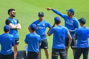 కోచ్‌గా రాహుల్ ద్రవిడ్ హనీమూన్ ముగిసింది.. ఇక కష్టపడాల్సిందే: మాజీ సెలెక్టర్