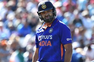 HCA తీరుపై ప్రేక్షకులే కాదు.. రోహిత్ శర్మ కూడా అసంతృప్తి.. కుర్చీల విషయంలో కస్సుమన్న హిట్‌మ్యాన్!