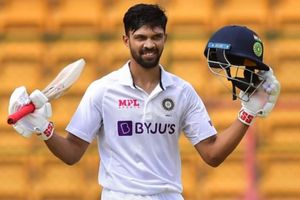 రుతురాజ్ గైక్వాడ్ సెంచరీ.. ఇండియా- ఏ 293 ఆలౌట్