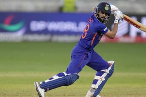 కోహ్లీ సెంచరీ దెబ్బకు ఉలిక్కిపడ్డ రికార్డులు.. ఈ ఇన్నింగ్స్ ద్వారా నమోదైన టాప్ 10రికార్డులు, మైలురాళ్లు..!