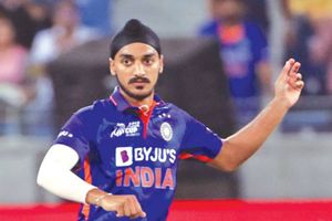 టీమిండియాకు మరో జహీర్ ఖాన్ దొరికాడు.. బుమ్రా లేకున్నా..!