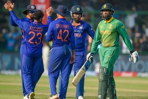 IND vs SA: శిఖర్ ధావన్ మార్క్ కెప్టెన్సీ.. భారత ఉచ్చులో పడ్డ సౌతాఫ్రికా బ్యాటర్లు!