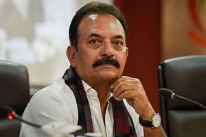 పాక్‌తో మ్యాచ్‌లో రోహిత్ శర్మ తీసుకున్న ఆ నిర్ణయం సూపర్: మదన్‌ లాల్