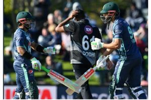 NZ Vs PAK: చెలరేగిన మహ్మద్ నవాజ్.. ట్రై సిరీస్ గెలుచుకున్న పాక్.. ఇది టీమిండియాకు హెచ్చరికేనా..!