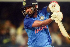 రోహిత్ చేతిలో నీకు మూడిందిలే: కేఎల్ రాహుల్ డబ్బు మనిషి - మనీ మేకింగ్ టోర్నీల్లోనే ప్రతాపం