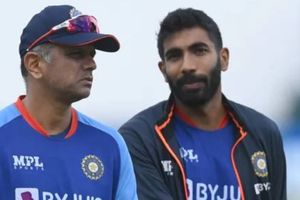 IND vs SA: జస్‌ప్రీత్ బుమ్రా వెన్ను నొప్పి.. కోచ్ రాహుల్ ద్రవిడ్ ఏమన్నాడంటే..?