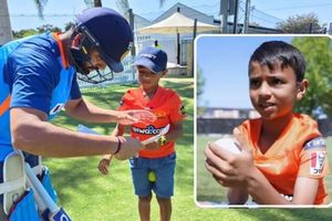 రోహిత్ శర్మకు షాకిచ్చిన 11 ఏళ్ల కుర్రాడి బౌలింగ్ - ఇన్ స్వింగ్ యార్కర్లను ఎదుర్కొనలేక..!!