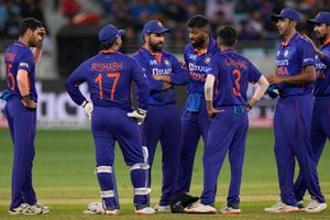 T20 World Cup 2022: కోహ్లీ వేవ్‌లో కొట్టుకుపోయాయి.. కానీ ఈ తప్పిదాలపై రోహిత్ సేన ఫోకస్ పెట్టాల్సిందే!