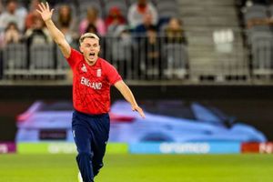 T20 world Cup 2022: అల్లాడించిన ఇంగ్లాండ్ బౌలర్లు.. 112 పరుగులకే ఆలౌట్ అయిన ఆఫ్ఘాన్..