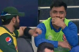 T20 World Cup 2022: పిచ్చపాటి ముచ్చటేసిన షాహీన్ షా, రషీద్ ఖాన్.. వీడియో వైరల్..