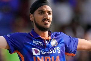 Team India: జిమ్‌కు వెళ్లొద్దంటూ టీమిండియా రైజింగ్ స్టార్‌కు సలహా.. అలా చేస్తే ప్రాబ్లం అంటున్న మాజీ లెజెండ్!