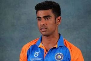 Vijay Hazare Trophy: ఉత్కంఠ పోరు.. ఆఖరి బంతికి సిక్స్ కొట్టి గెలిపించిన ధోనీ శిష్యుడు!