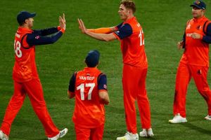 T20 World Cup 2022: టీ20 వరల్డ్ కప్‍లో బోణి చేసిన నెదర్లాండ్స్.. జింబాబ్వేపై గెలుపు..