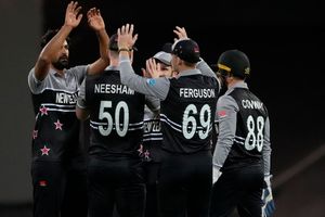 INDvsNZ: భారత్‌తో సిరీస్‌కు కివీస్ జట్టు.. నెంబర్ వన్ బౌలర్ లేడుగా..!