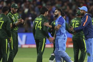 సెమీస్ రేసులో పాకిస్తాన్?.. భారత్‌కు షాకిస్తుందా?