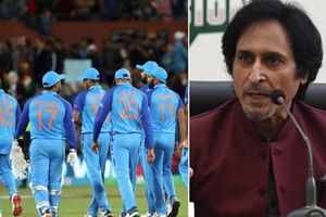 బిలియన్ డాలర్స్ లీగ్ ఆటగాళ్ల కంటే పాక్ ప్లేయర్లు ఎంతో నయం.. భారత ఓటమిపై రమీజ్ రాజా సెటైర్లు!