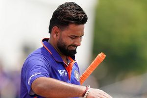 మరోసారి పొట్టి ఫార్మాట్‌లో విఫలమైన పంత్.. తిట్టిపోస్తున్న ఫ్యాన్స్