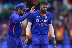 BCCI review meeting:టీమిండియా టీ20 కెప్టెన్‌గా హార్దిక్ పాండ్యా.. గ్రీన్ సిగ్నల్ ఇచ్చిన రోహిత్ శర్మ!