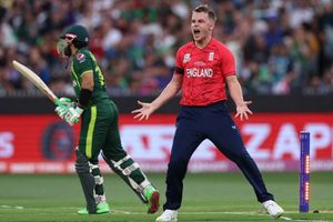 T20 World Cup 2022: సామ్ కరన్ తీన్మార్.. పాకిస్థాన్ బేజార్! ఇంగ్లండ్ ముందు ఈజీ టార్గెట్!