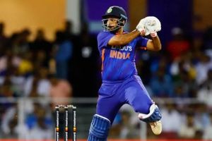 INDvsNZ: టీమిండియా బ్యాటింగ్.. ఎట్టకేలకు సంజూకు ఛాన్స్.. ఇద్దరి అరంగేట్రం!