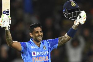 కెప్టెన్ హార్దిక్ ఆదేశించాడు.. నేను పాటించాను.. సెంచరీపై సూర్యకుమార్ యాదవ్!