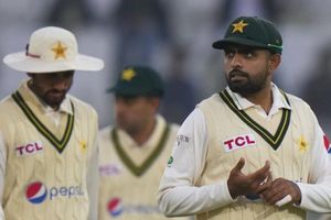 PAK vs ENG:ఇంగ్లండ్ చేతిలో చిత్తు.. కెప్టెన్‌గా బాబర్ ఆజామ్ చెత్త రికార్డు!