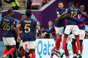 Fifa World Cup 2022: వరుసగా రెండోసారి ఫైనల్ చేరిన ఫ్రాన్స్.. సెమీస్ లో మొరాకో చిత్తు