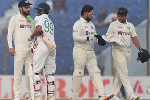 INDvsBAN: బెడిసి కొట్టిన టీమిండియా వ్యూహం.. అసలు ఏం అనుకున్నారు?