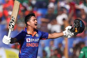 Ishan Kishan డబుల్.. రికార్డులన్నీ బద్దల్! వన్డే క్రికెట్ చరిత్రలోనే తొలి బ్యాటర్‌గా..