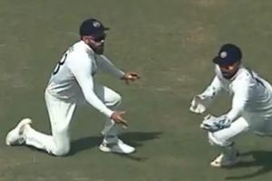 INDvsBAN: తడబడినా పట్టేశారు.. కోహ్లీ, పంత్ ఫీట్‌ నెట్టింట వైరల్