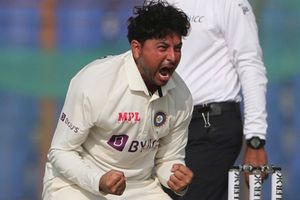 INDvsBAN: కెరీర్‌లో భాగమే.. కుల్దీప్‌ను పక్కన పెట్టడంపై టీమిండియా పేసర్