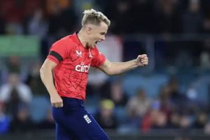 సామ్ కరన్.. ఈ ఐపీఎల్‌తో నీ పెళ్లి ఫిక్స్! నీ మామ ఏంది ఎవ్వడైనా పిల్లనివ్వాల్సిందే!