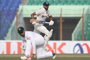 INDvsBAN: అయ్యర్ అదృష్టం ఉంటే చాలు.. నెట్టింట పేలుతున్న మీమ్స్