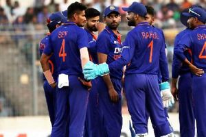 INDvsBAN: వీళ్లు దేశం కోసమే ఆడుతున్నారా?.. టీమిండియాపై మండిపడ్డ వరల్డ్ కప్ విన్నర్
