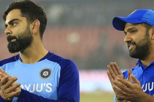 విరాట్ కోహ్లీ-రోహిత్ శర్మ మధ్య విభేదాలు నిజమే: మాజీ ఫీల్డింగ్ కోచ్ శ్రీధర్