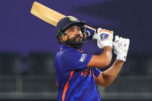 నాతో ఓపెనింగ్ చేసేది అతనే.. టీ20 ఫార్మాట్‌ను వదిలే ప్రసక్తే లేదు: రోహిత్ శర్మ