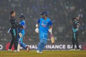 INDvsNZ : రెండో టీ20లో ఎవరు హిట్?.. ఎవరు ఫ్లాప్?