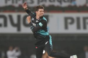 ఓడినా వణికించాం.. మరో 10 పరుగులు చేసుంటే మేమే గెలిచేవాళ్లం: మిచెల్ సాంట్నర్