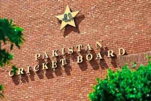 బాబర్ ఆజామ్ రికార్డుల కోసం ఫ్లాట్ పిచ్‌లా? పాకిస్థాన్ క్రికెట్ బోర్డుపై న్యూజిలాండ్ మాజీ పేసర్ ఫైర్!