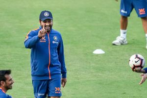INDvsNZ : చెమట చిందిస్తున్న రోహిత్.. ‘సెంచరీ లోడింగ్..’ అంటున్న ఫ్యాన్స్!