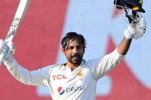 PAK vs NZ: 8 ఏళ్ల తర్వాత సర్ఫరాజ్ సెంచరీ.. బతికిపోయిన పాకిస్థాన్!