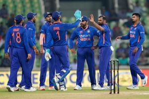 భవిష్యత్తులో మూడు జట్లు.. టీమిండియాపై మాజీ లెజెండ్ కామెంట్స్