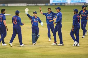 Team India : ఈ టీమిండియా వెటరన్ బ్యాటర్ కెరీర్ ముగిసినట్లేనా?