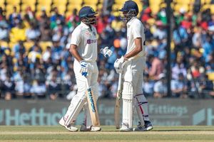 IND vs AUS: హవ్వా.. ఆస్ట్రేలియా స్కోర్‌ను ఆ ముగ్గురే కొట్టేసారు! పేలుతున్న మీమ్స్!